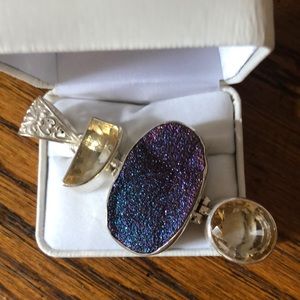 925 Silver pendant with citrine stones